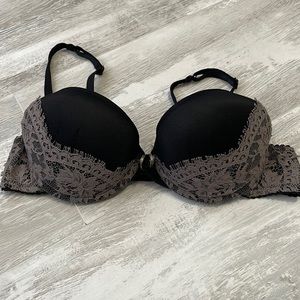 NWOT I.D. Sarrieri Black Grey Eyelash Lash Floral Bra 34B